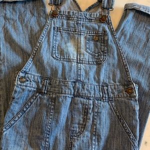 OshKosh Boys Overalls! Adorable! Worn once!